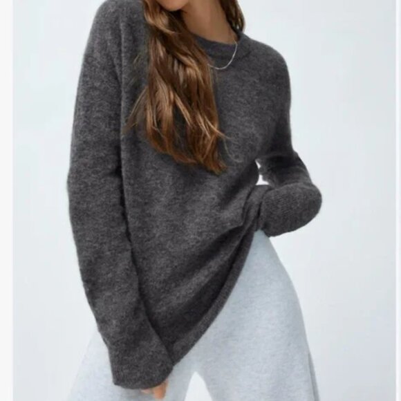 Babaton The Group Aritzia Thurlow Alpaca/Wool Blend Crew Neck Sweater in Grey - Picture 3 of 7